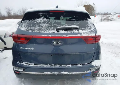 2020 Kia Sportage Lx z USA, uszkodzony, nr VIN KNDPMCAC3L7692375